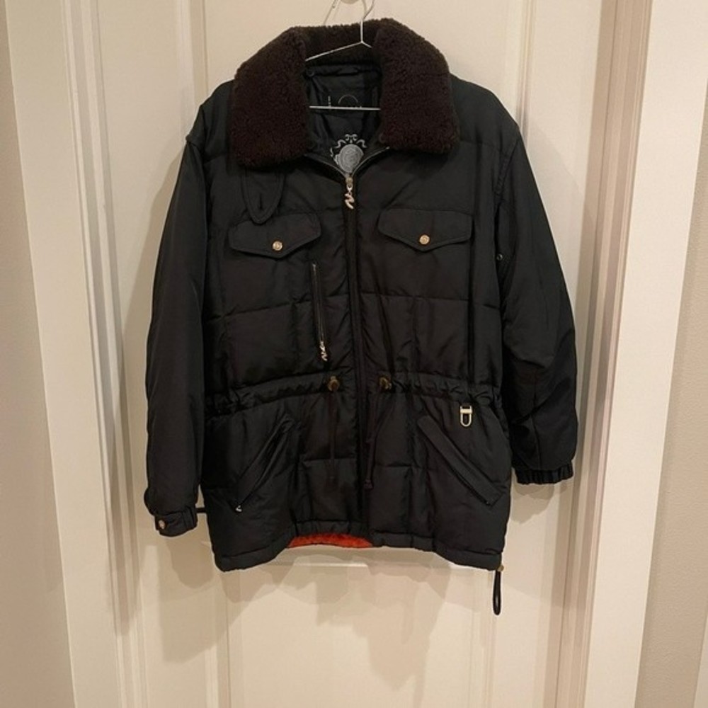 Vintage Bogner ski Jacket in excellent pre-owned condition! Size 12